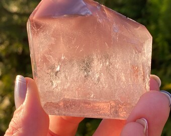 XL ピンク リチウム クォーツ ポイント: ブラジル、バイーア産の希少な