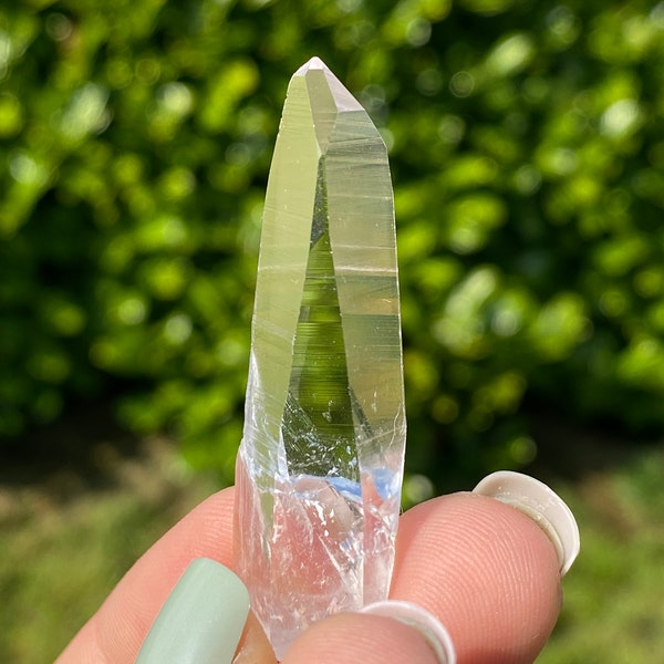 AAA Peñas Blancas Colombian Lemurian Blade of Light optical clear laser wand from Bayoca, Colombia