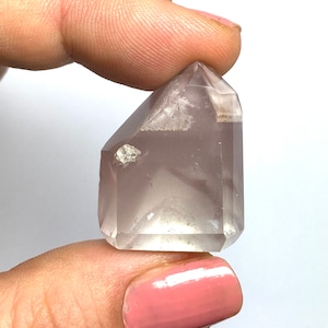 Beautiful rare pink Lithium Quartz point from Bahia,Brazil