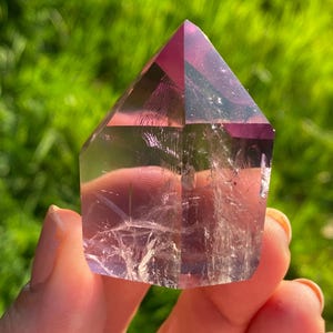 Gemmy Bahia amethyst. High quality Brazilian Amethyst Tower point