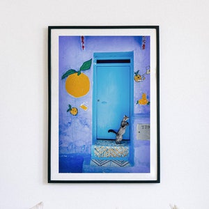 Morocco Architecture, Cat Art Print, Blue Wall Art, Moroccan Door Printable, Digital Download, Chefchaouen Photography, Blue City of Morocco