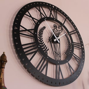 Lady Justice Iustitia Metal Wall Clock, Themis Metal Wall Clock, Metal Wall Decor, Lawyer Gift, Lawyer Office Wall Clock, Judges Gİft imagem 4