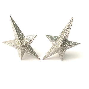 【関税込み】Mugler エングレーブドロゴ ピアス Amazon.co.jp: ピアス レディース 人気 四つ葉 クローバー 925