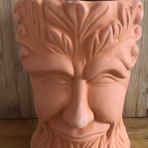 Latex mal voor het maken van deze mooie Treeman Pot