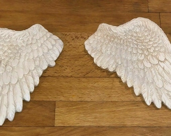 2 latex moulds for making this pair of Angel Wings
