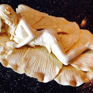 Latex mould for making this Fairy on Lily Pad