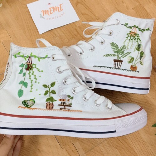 Converse Custom Floral Embroidery / Converse Custom Name / Etsy Canada