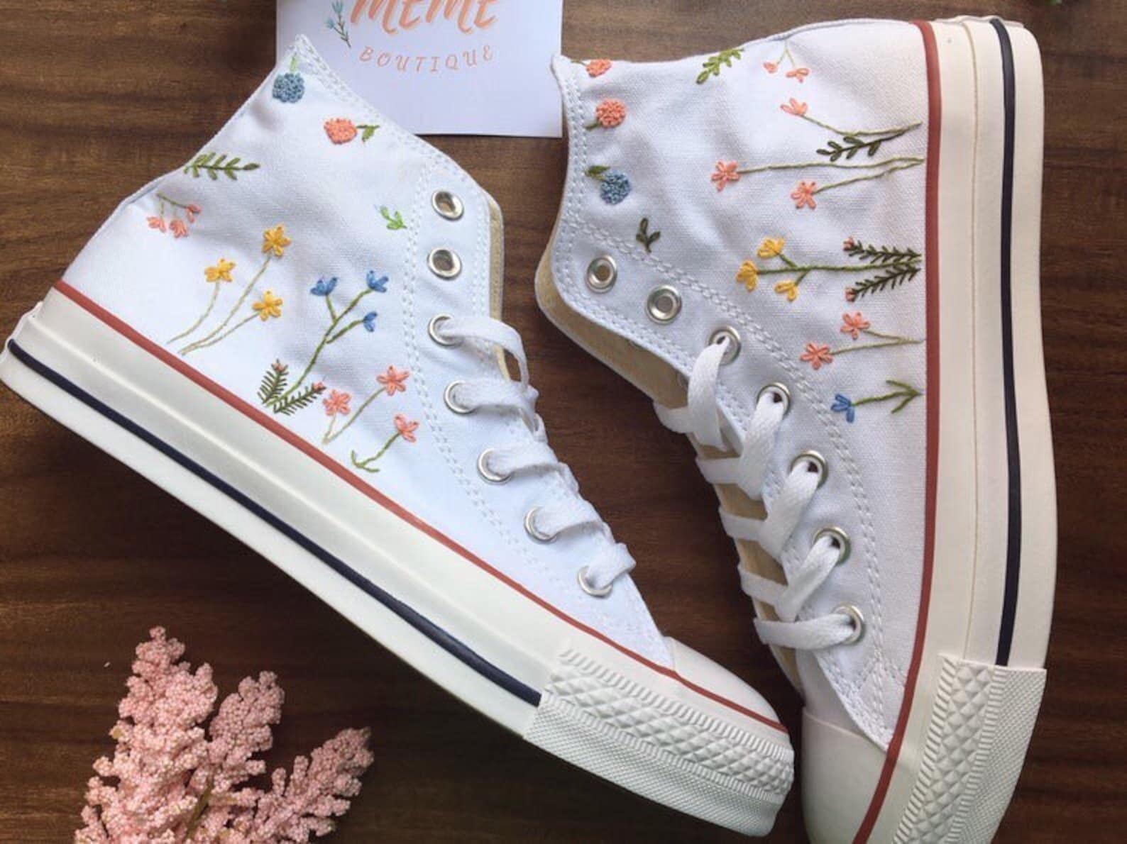 Converse Custom Floral Embroidery for Bride / Converse High Etsy