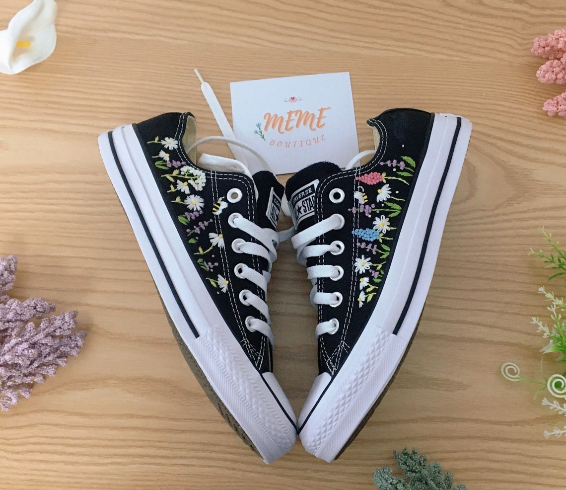 Converse Embroidery Sunflower Garden / Converse 1970s low neck Etsy