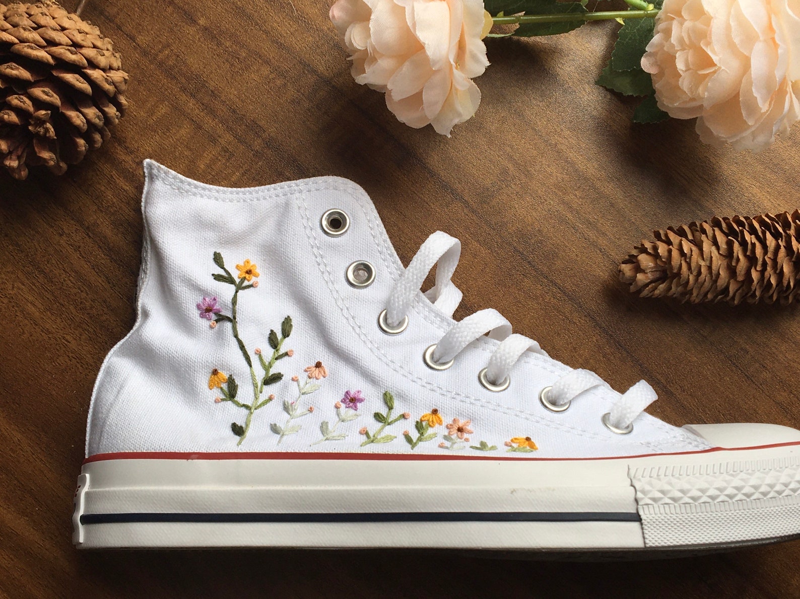 Converse Custom Floral Embroidery / Converse Custom Name / Etsy
