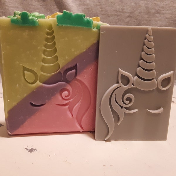 Sello de jabón facial de unicornio, 3 "x2"