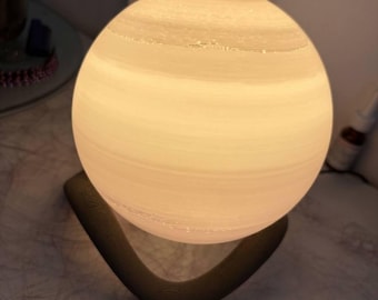 Saturn bedside lamp – planet night light made from 3D printing