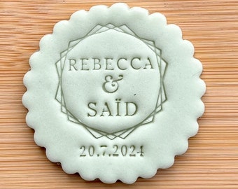 Wedding Couple names / Personalised Date / Fondant Embosser / Stamp / Cupcakes / Biscuits / Decorating / Cookie / Favours / Mr and Mrs /