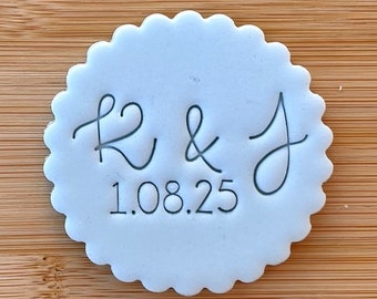 Wedding Couple Surname / Personalised Date / Fondant Embosser / Stamp / Cupcakes / Biscuits / Decorating / Cookie / Favours / Mr and Mrs /