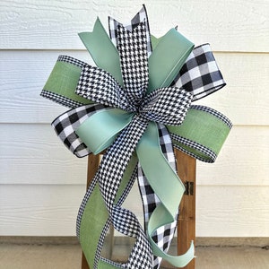 Sage Green Farmhouse Bow, Everyday Wreath Bow, Farmhouse Wedding Bow, Buffalo Check Door Hanger Bow, Sage Green Everyday Lantern Bow