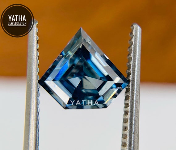 Shield Cut 1 To 5 Ct Deep Blue Loose Moissanite Brilliant Cut Diamond, VVS1 Antique Moissanite For Ring, Earrings, Pendant Jewelry Making