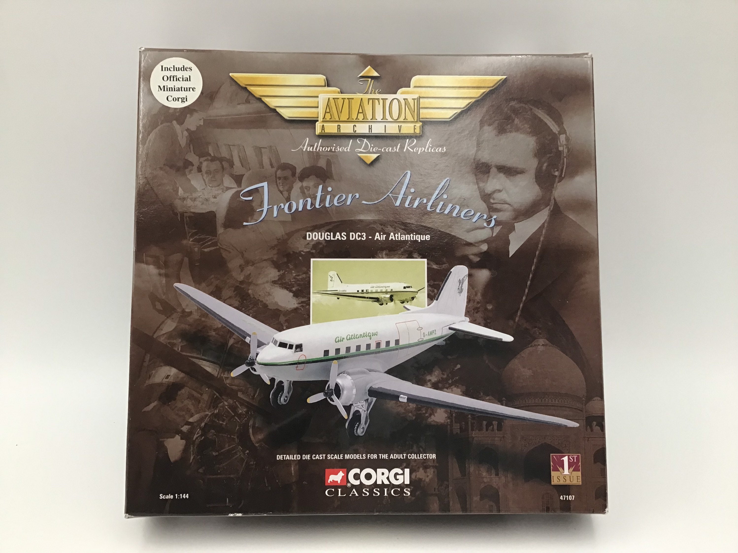 Corgi Classics Frontier Airlines 1/144ヘリ Corgi Classics Douglas DC-3 Diecast Model – Frontier Airlines 1