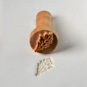 Pottery Stamp / Clay Texture Tool - Oak Leaf S14