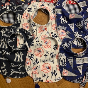 New York Yankees Bibs with or without pacifier clip set and other options