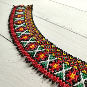 Ukrainian traditional ornament silyanka. Beaded collar. Ukrainian bead necklace. Ukrainian ethno necklace. National Ukrainian jewelry.