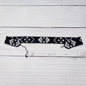 Ukrainian traditional seed beads necklace. Ukrainian folk beaded necklace. Reconstruction of an ancient Ukrainian necklace. Black choker.