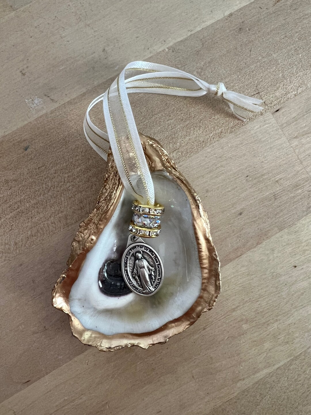Holy Mary Shell Virgin Mary, Mother Mary, Blessed Mother Oyster Shell Ornament - Etsy ...
