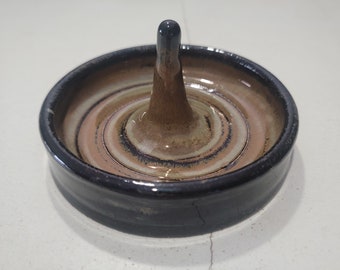 Handmade ceramic ring holder