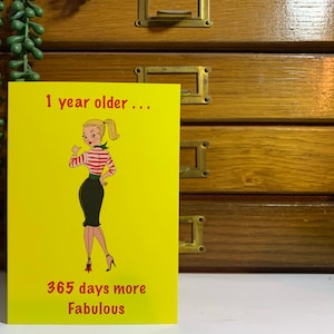 Cartão de aniversário fabuloso e kitsch estilo vintage dos anos 50