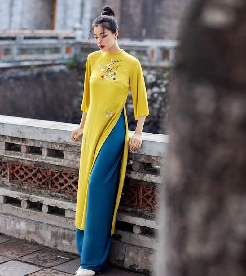 CHI Vietnamese Traditional Ao Dai for Women, Ao Dai for Girls, Ao Dai Vietnam, Embroidery Ao Dai image 4