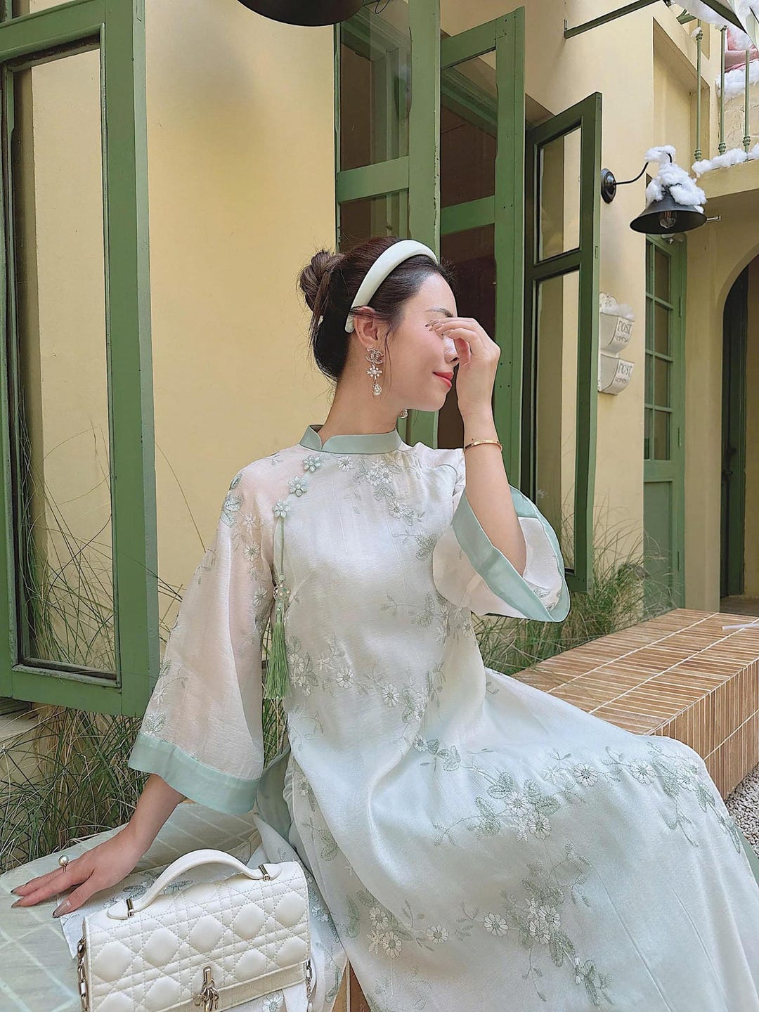 ベトナムアオザイ(Áo dài Việt Nam)/No 355 Green Vietnamese Ao Dai With Yellow Pants | Ao Dai Viet Nam