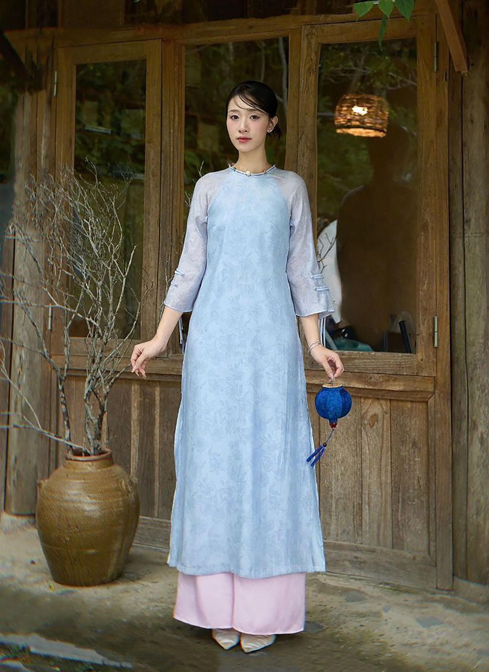 Tussah Silk Vietnamese Modern Ao Dai for Women, Long Sleeves Ao Dai, Ao Dai Vietnam, Loose Form Ao Dai