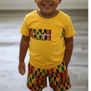 Conjunto de kente para niño hecho a mano: camisa y pantalones cortos con estampado africano