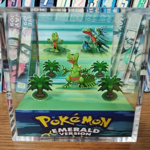 Evolution Sceptile (Emerald), Treecko Grovyle Sceptile 3D Diorama Cube, Sceptile Handmade Crystal Diorama Cube, Unique Gift for Gamers