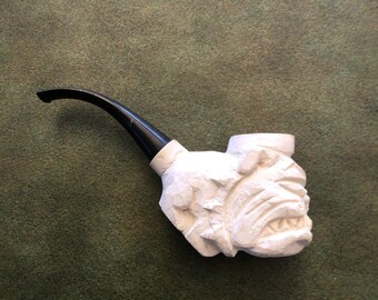 Vintage White Clay Carved Bulldog Pipe