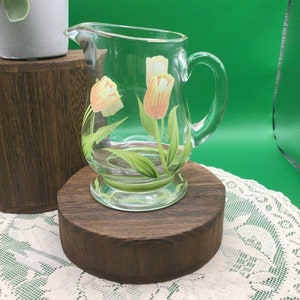 Princess House Cottage Tulip Handgeschilderde Glazen Creamer - Gemaakt in Roemenië - 4,75&quot;