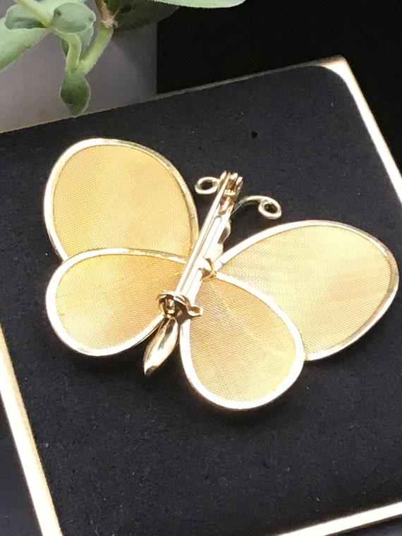 Vintage Gold Tone Butterfly Brooch Mesh Wings - image 4