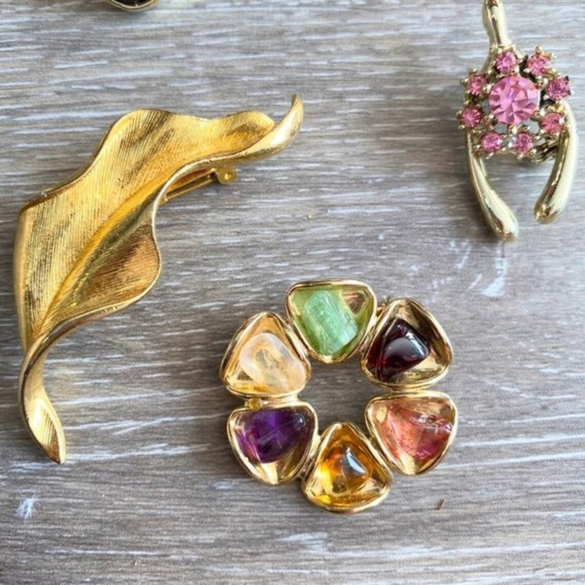 Vintage Set of 5 Gold Pins Brooches Etsy