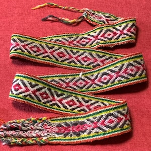 Vintage Traditional South American Hand Woven Alpaca Wool Sash/ Belt 124cm long x 4.5cm wide