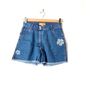 Mini vintage shorts 90s in denim with flower size 32