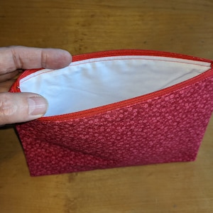 Pochette plate zippée doublée