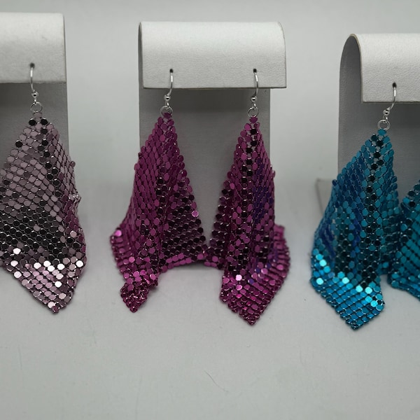 Retro blue mesh light luxury earrings main image 0