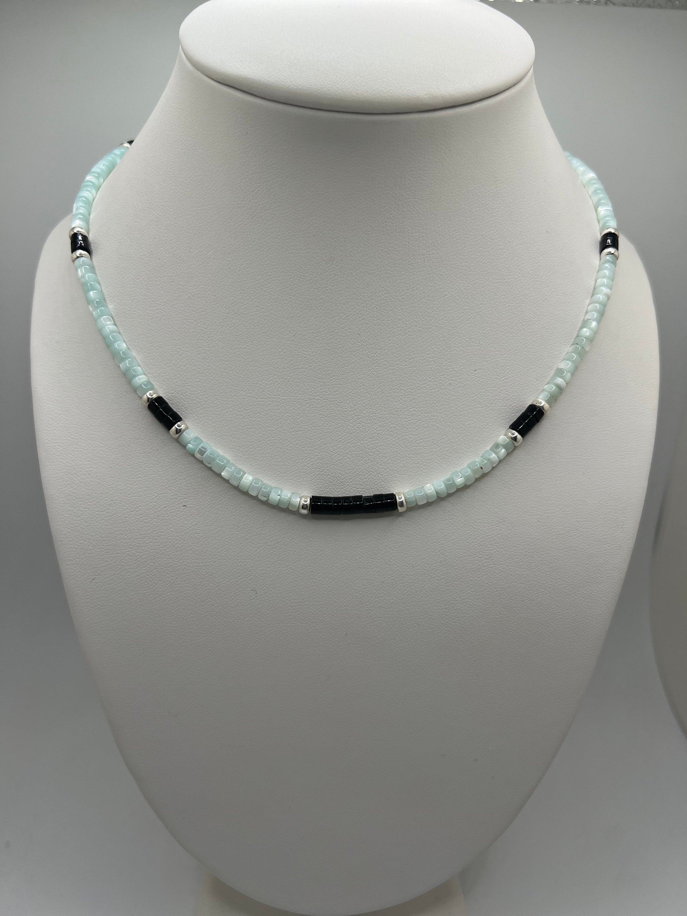 70年代サーファーの憧れのプカシェル 70年代サーファーの憧れのプカシェル