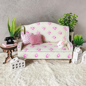 Miniature Floral Sofa: 1/12 Scale Dollhouse Furniture