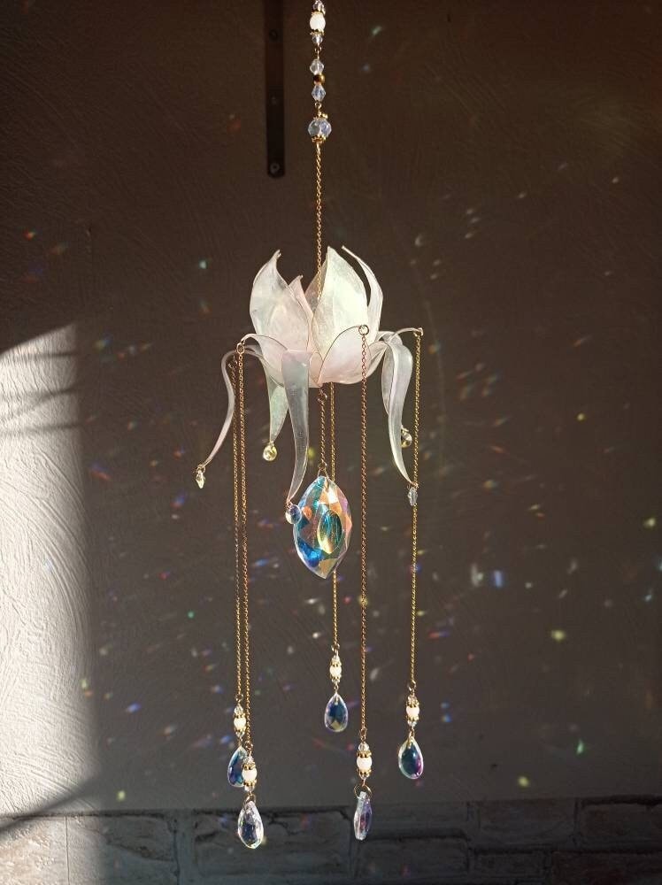 Suncatcher Flowers Lotus, Attrape Soleil Fleur de Suspension Reflet Soleil, Suncatcher Fairie, Origi