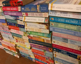 Lot Of 10 Debbie Macomber Series Cedar Cove, Blossom Street, Rose Harbor, New Beginnings, Dakota, Etc.. Romance Set Unsorted PBs Book Mix