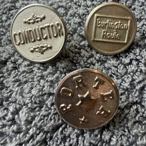 Vintage Railroad Uniform Buttons – Conductor Burlington Route BR Star – Scovill Waterbury – Antique Railway Railroadiana – Sold Separately