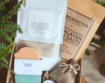 A Little Box of Love Bade- & Schönheitskorb | Selbstfürsorge Geschenk | Umweltfreundliche Leckereien von nachhaltigen Unternehmen Geburtstag Danke, entspannendes Spa