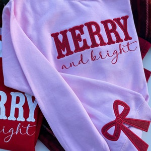 Merry and Bright Embroidered Bow Sweatshirt / Side Bow Applique Sweatshirt / Christmas Bow Sweatshirt / Glitter Christmas Sweatshirt