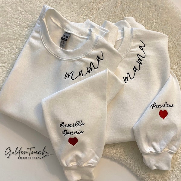 Mama Sweatshirt / Embroidered Mama Sweatshirt / Heart on Sleeve Sweatshirt / Mama Crewneck / Custom Mama Sweatshirt / Mama Shirt with Names