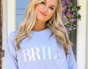 Bride Sweatshirt / Crewneck Sweatshirt Bride / Embroidered Bride Sweatshirt / Bachelorette Sweatshirt / Honeymoon Sweatshirt / Multicolor